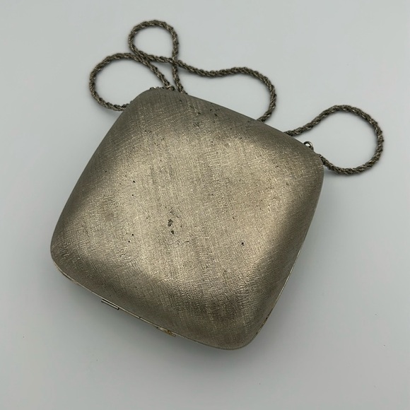 Rosenfeld Vintage Gilt Metal Purse 5 1/2” x 5 1/2” - Picture 2 of 11